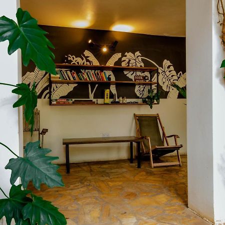 The Slow Leopard Dar es Salaam Extérieur photo