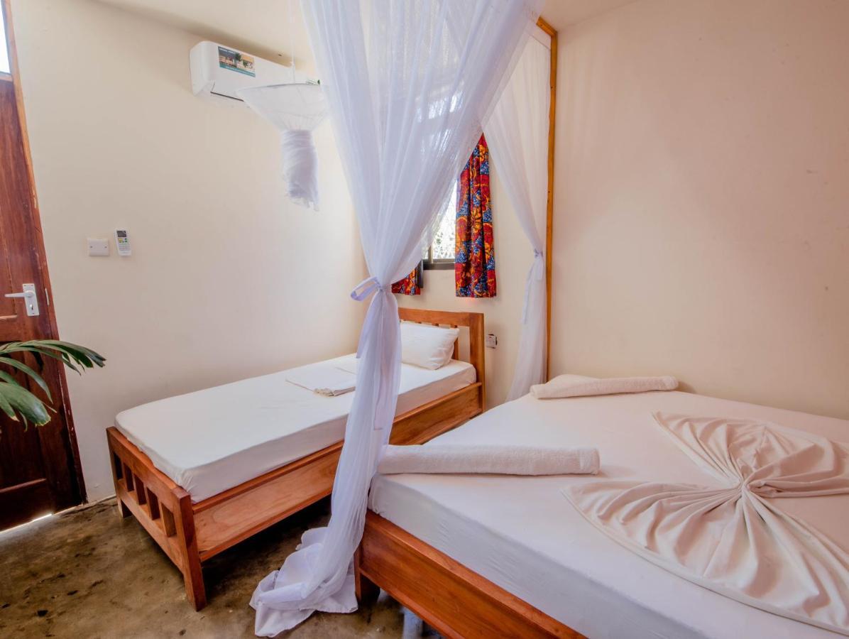 The Slow Leopard Dar es Salaam Extérieur photo