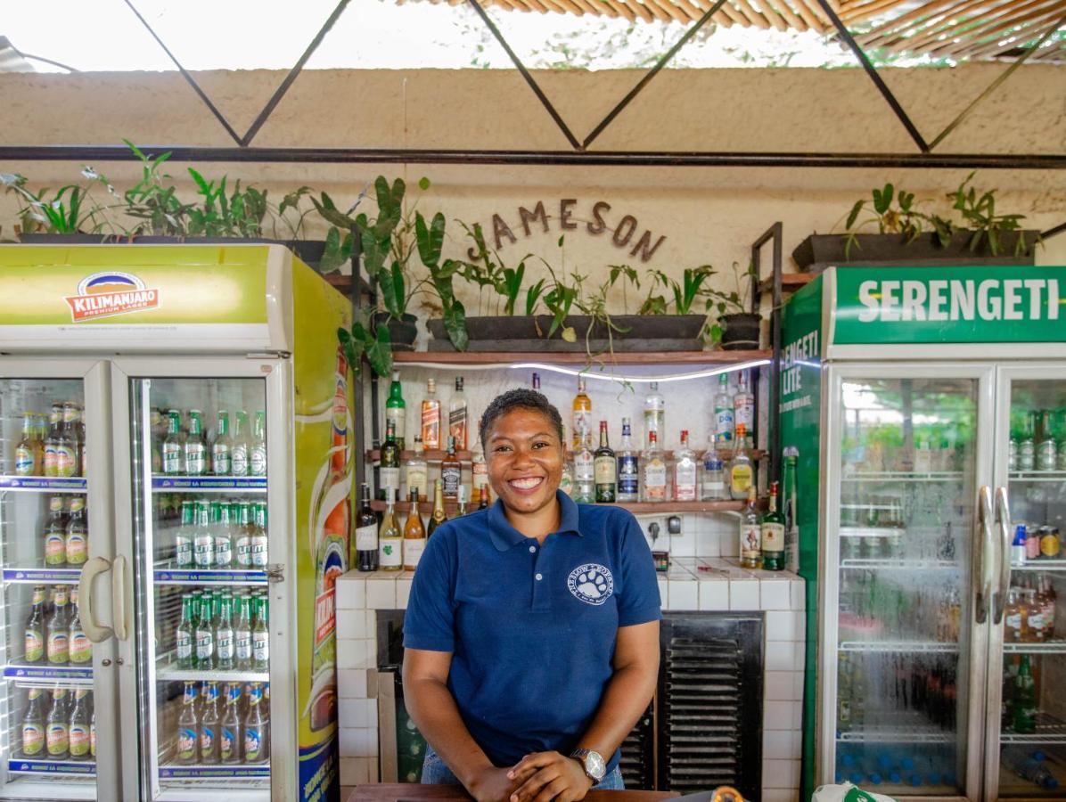 The Slow Leopard Dar es Salaam Extérieur photo